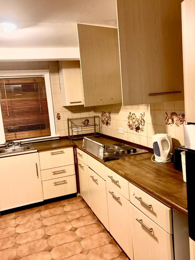 Luks Apartments Лондон Экстерьер фото